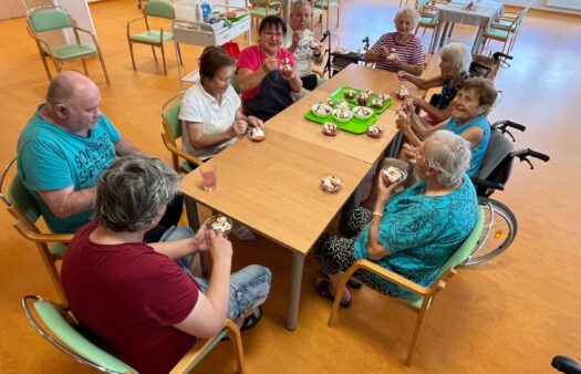 Letní chutě v hlavní roli: Gurmánský týden plný jahod, třešní a mladé zeleniny